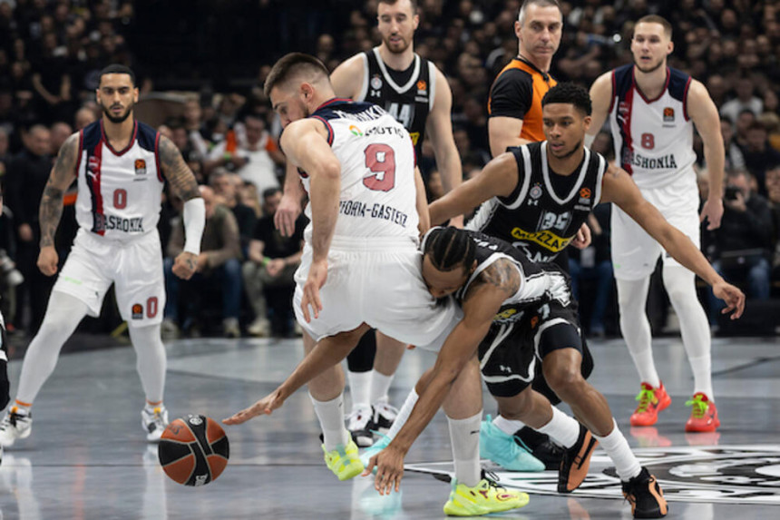 Partizan na krilima Kabokla srušio Baskoniju u Areni