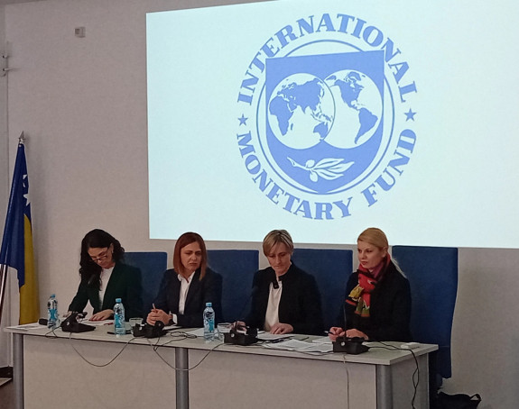 MMF: Srpska traži veliko zaduženje zbog dugova