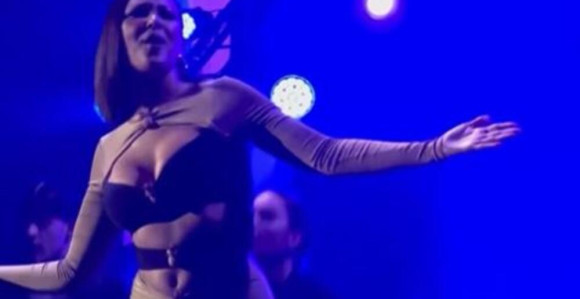 Priji pozlilo na koncertu u Kragujevcu na kratko prekinula nastup!