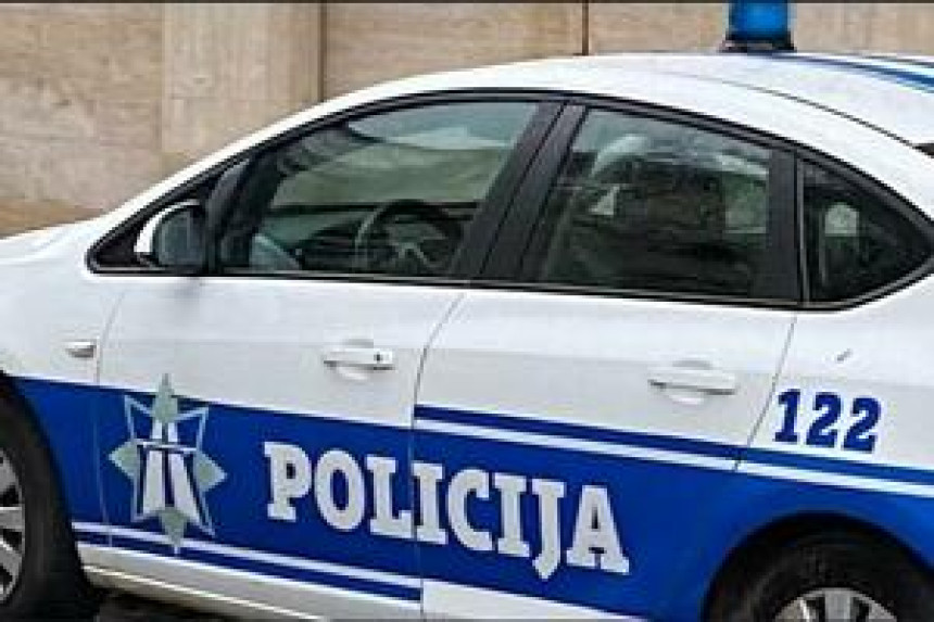 Жена физички напала супруга и његову мајку