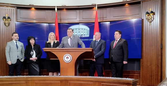 Ukoliko se bilo šta nametne staje evropski put!