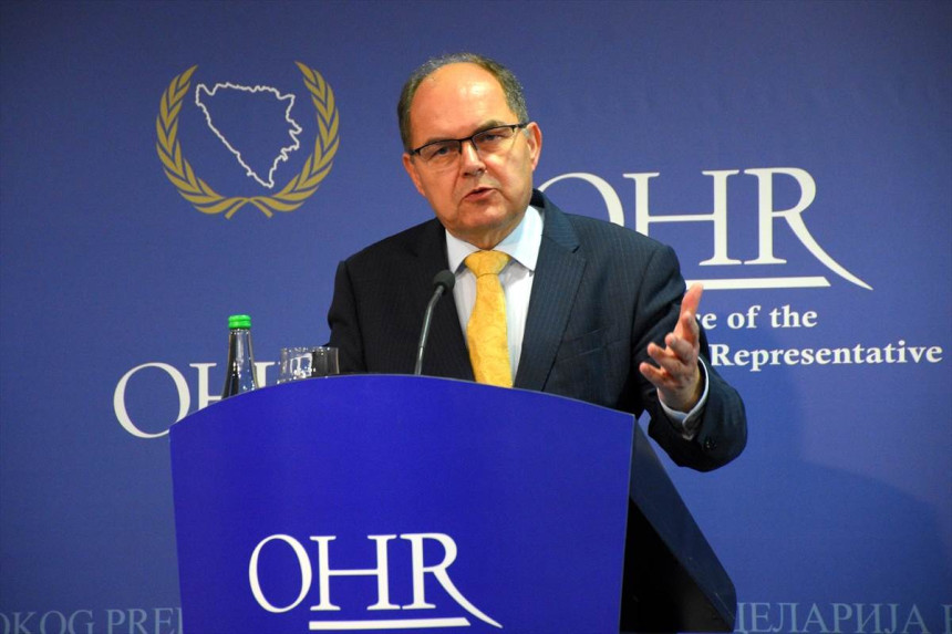 Šmit nametnuo izmjene Izbornog zakona BiH