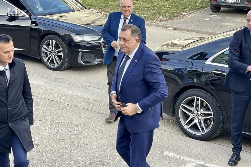 Srpska opstaje uprkos svemu što joj je učinio Zapad