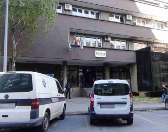 Мушкарац ножем напао двије жене, с њима била и беба