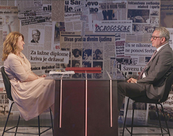 Bosić: Neko će platiti cijenu - Dodik ili Šmit?