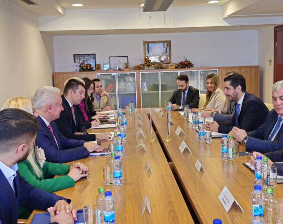 "Заједно можемо да развијамо економију"