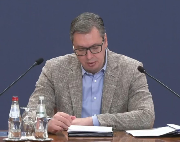 Vučić ide u Njujork kako bi spriječio rezoluciju o genocidu