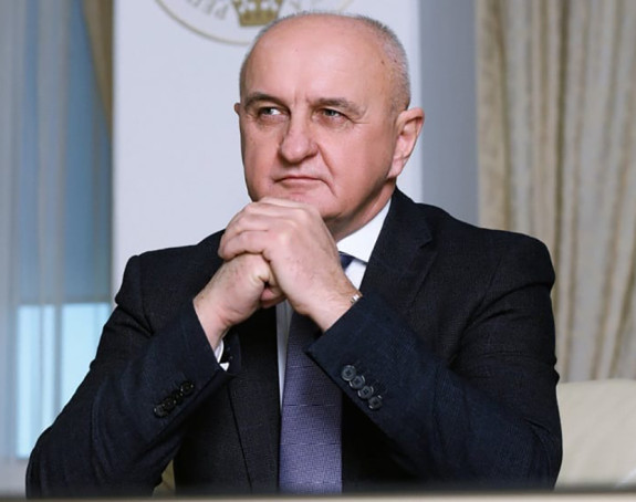 Изборни службеници да се повуку из  ЦИК-а БиХ