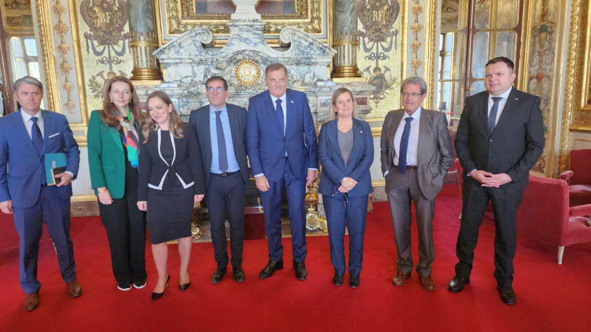 Francuska bila protiv odluke Kristijana Šmita