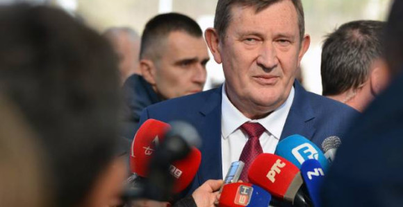 Vojinu Mitroviću stiže automobil od 140.000 KM