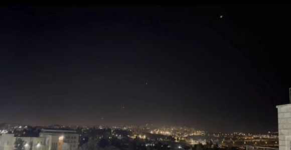 Izraelu pomogle SAD, V. Britanija, Francuska, Jordan