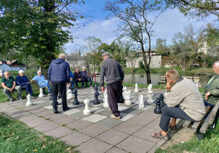 Pomjerena starosna dob za prijevremenu penziju u Srpskoj