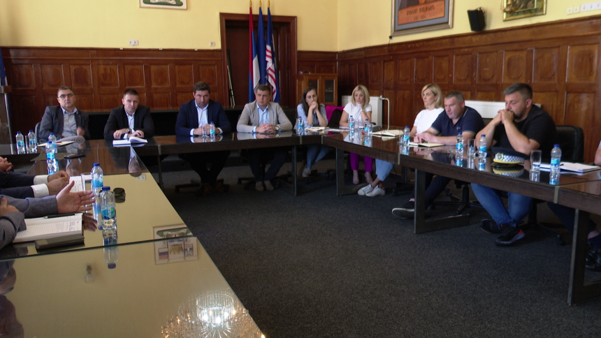 Najavljene oštrije kontrole za farme pred praznike