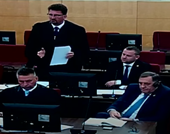 Snimak iz Suda BiH sa ročišta Dodiku i Lukiću (VIDEO)