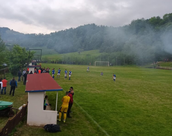 Pretukli sudiju, pa ga zaključali u svlačionici