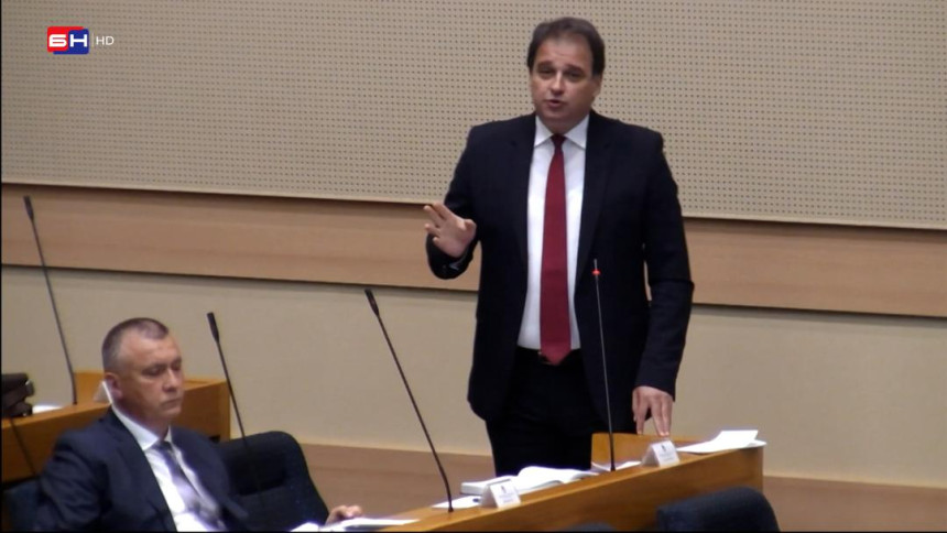 Usvojen novi Izborni zakon Republike Srpske: Govedarica ogolio igru vlasti (VIDEO)