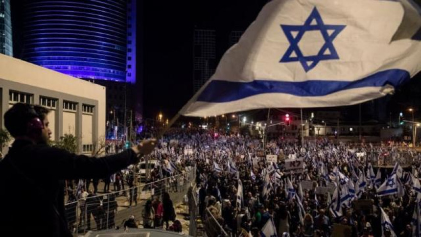 Protest hiljade demonstranata na ulicama Tel Aviva