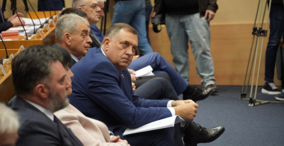 Srpska sve izolovanija, ko su nam stvarni prijatelji?