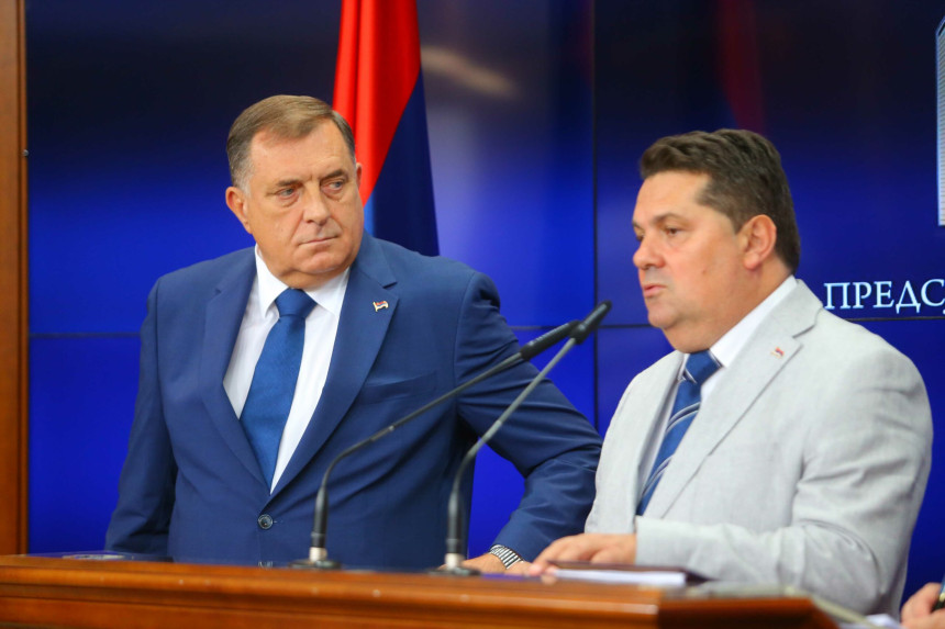 Стевандић и Додик: Ми смо најхрабрији мишеви, народ има среће што га ми водимо!