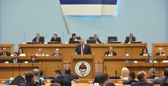 Narodna skupština Dodikovo oružje za političke igre