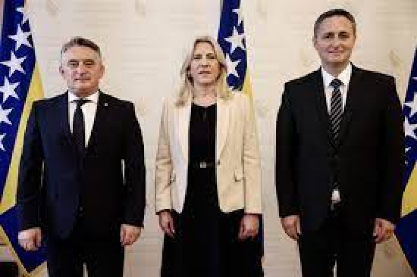 Zašto Željka Cvijanović u Predsjedništvu BiH ćuti o Srebrenici?