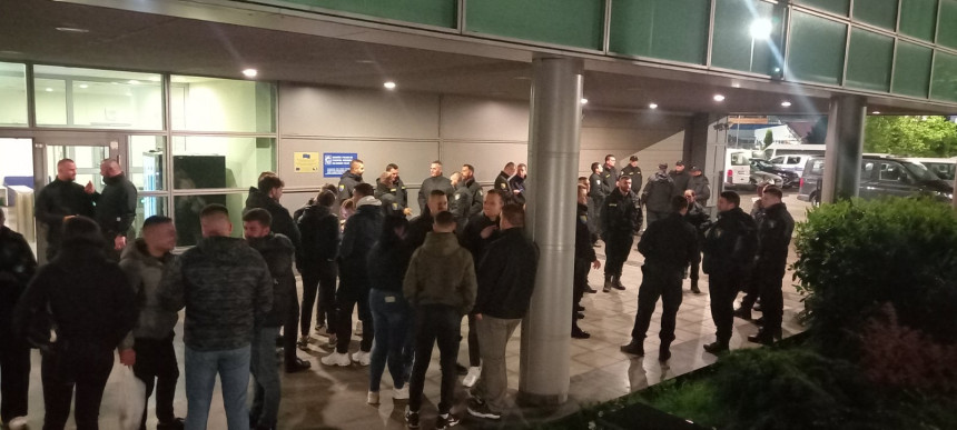 Više uhapšenih, oduzeto 60.000 KM, droga i oružje
