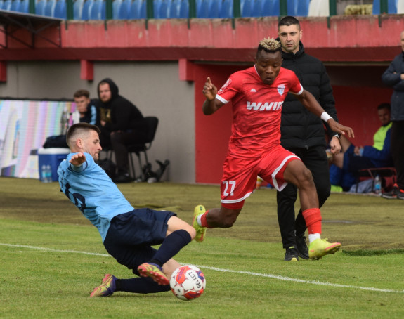 Fudbaleru Zvijezde 09 ponude na stolu iz zemlje i inostranstva