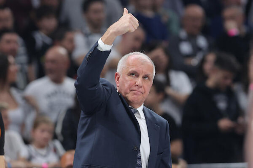 Obradović ostaje u Partizanu, potpisao novi ugovor