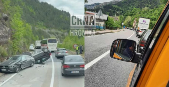 Teška nesreća kod Jablanice, vozilo završilo na krovu