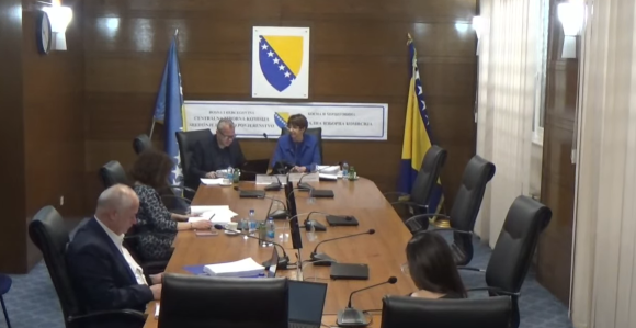 Umjesto ostavki, gradovi u Srpskoj traže odobrenje CIK