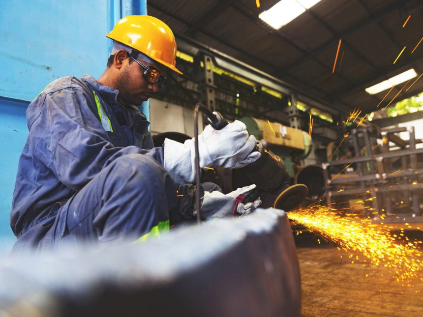 Promet industrije u martu manji za 2,5 odstonu BiH