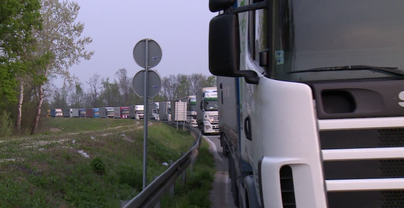 Поражавајуће: Извоз пао за пола милијарде КМ