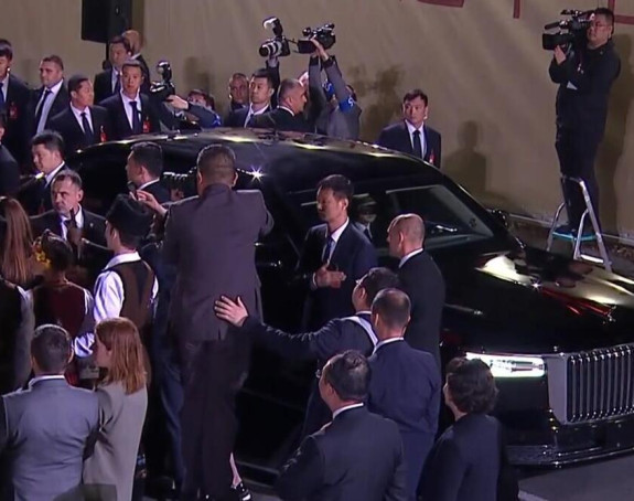 Si dovezao u Srbiju luksuzni automobil od 700.000 dolara