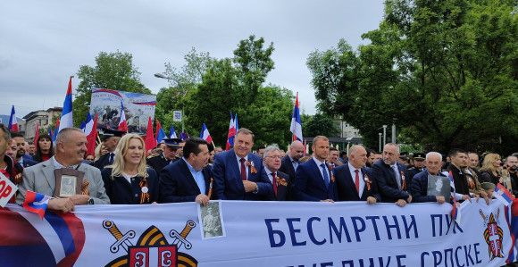 Zvaničnici Srpske u maršu "Besmrtnog puka" u Banjaluci