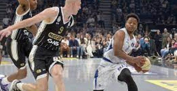 Košarkaši Partizana brane ABA trofej protiv Zvezde
