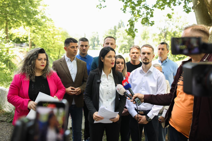 Ista matrica: Mosta nema, niti se zna kada će biti