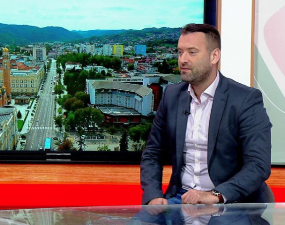 Grmuša upozporava: Kršite prava oko 100.000 ljudi