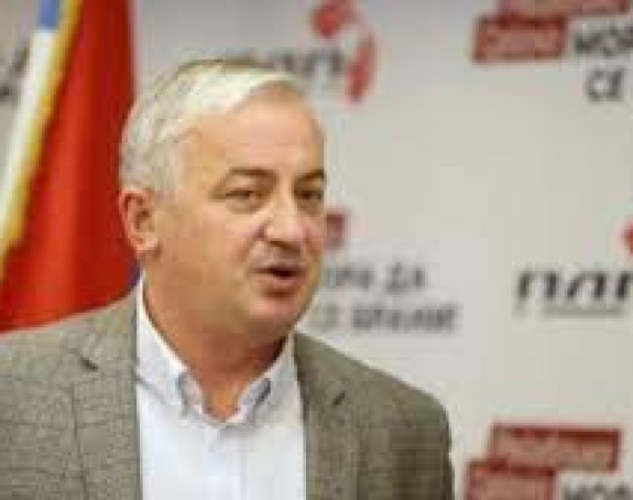 Strašno kakvu diletansku spoljnu politiku vodi SNSD