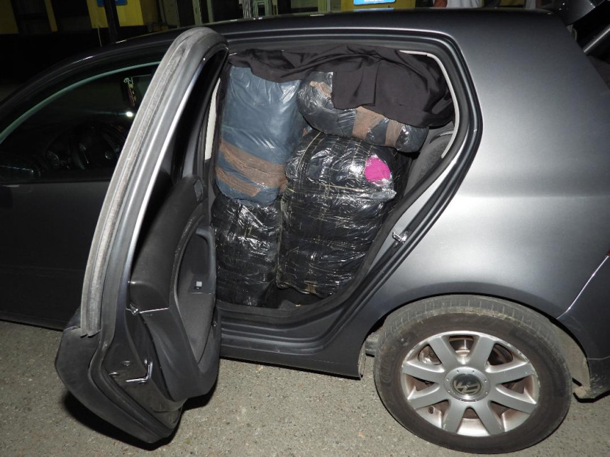 BN: Zaplijenjena veća količina tekstilne robe