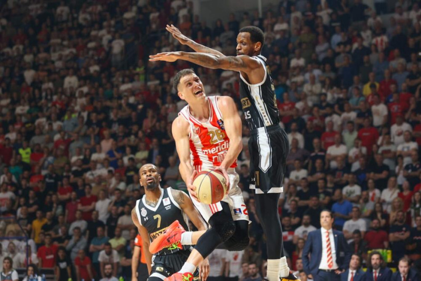 Zvezda na korak do titule, Partizan opet pao u Pioniru