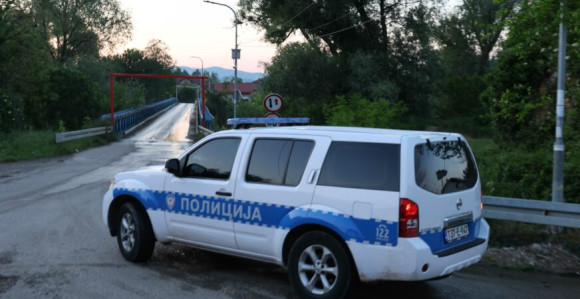 Mobilni telefon vlasnice bio u jednoj od torbi sa parama