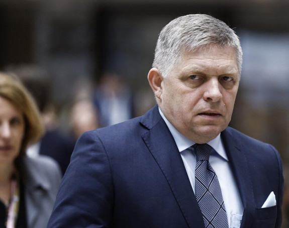 Словачки премијер након операције и даље критично