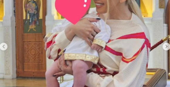 Da li ste znali da je Milica Todorović kuma svom kolegi a danas mu je krstila i cerku?!