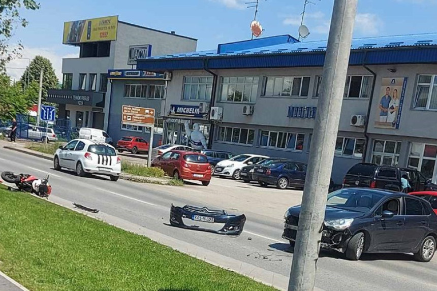 Banjaluka: U sudaru povrijeđena dva maloljetnika