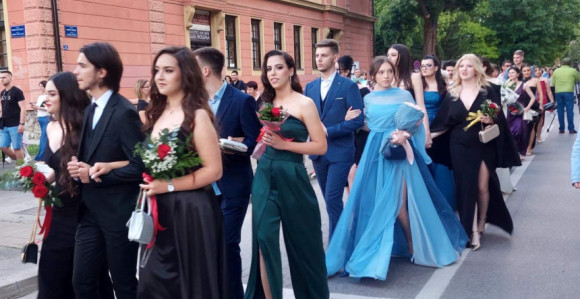 Матуранти пред избором: Занатлије насушна потреба