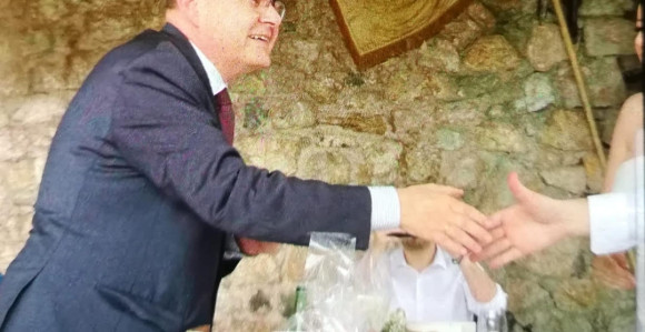 Šmit na svadbenom veselju u jednom restoranu u Banjaluci