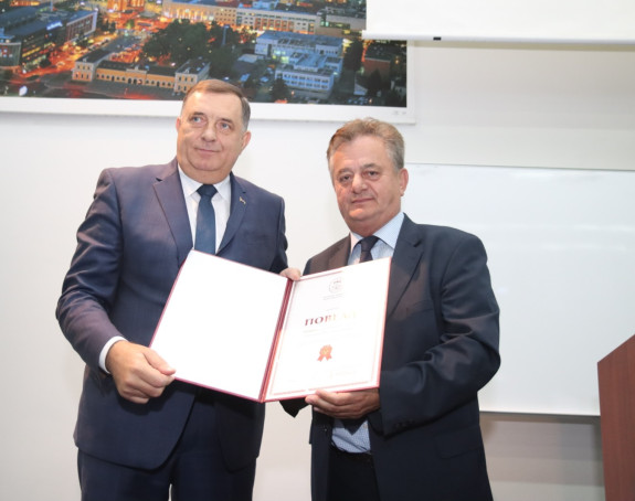 Dodiku predložen za počasnog doktora nauka Univerziteta u Banjaluci!?