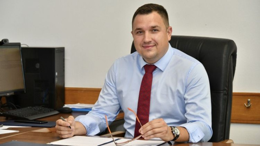 Pročitana optužnica, Lučić nesavjesno trošio novac
