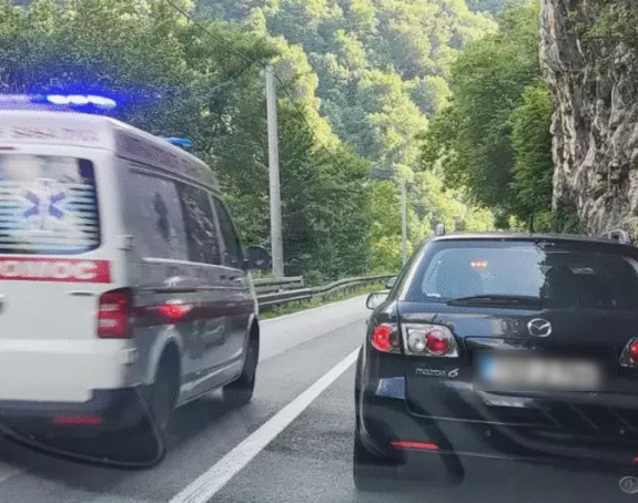 Saobraćaj blokiran u kanjonu Tijesno kod BL zbog udesa