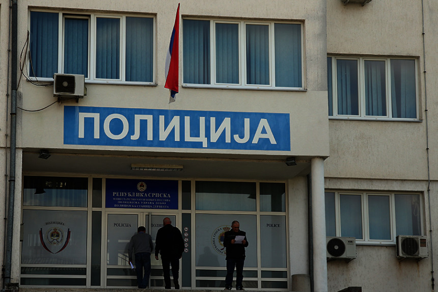 Ухапшен због ометања државних органа у раду